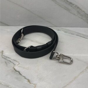Louis Vuitton Black Leather Bandouliere Bag Strap